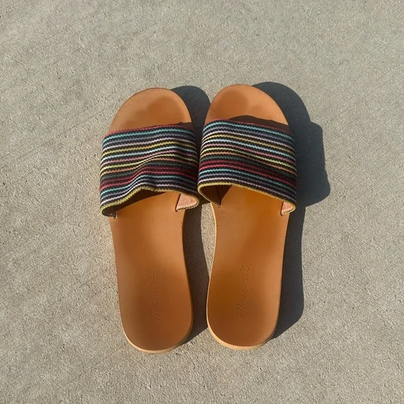 Madewell The Maddie Slide Sandal in Rainbow Stripe - Picture 4 of 6